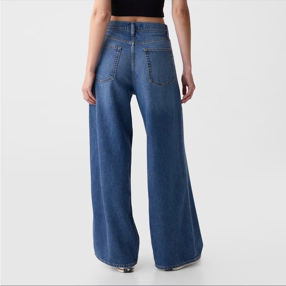 GAP Women's Baggy Mid Rise Size 10 Tall 30 waist Blue wide leg Jeans distressed - Picture 3 of 8